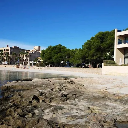 Beachfront Es Turo *
