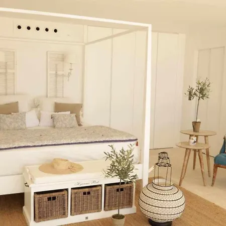 Apartment Beachfront Es Turo *