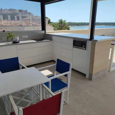 Beachfront Es Turo Apartment Colonia de Sant Jordi